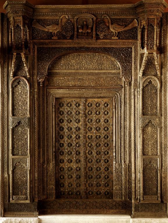 Heritage Madurai Ngoại thất bức ảnh The door of the mausoleum of the Sultan Saodatdoda